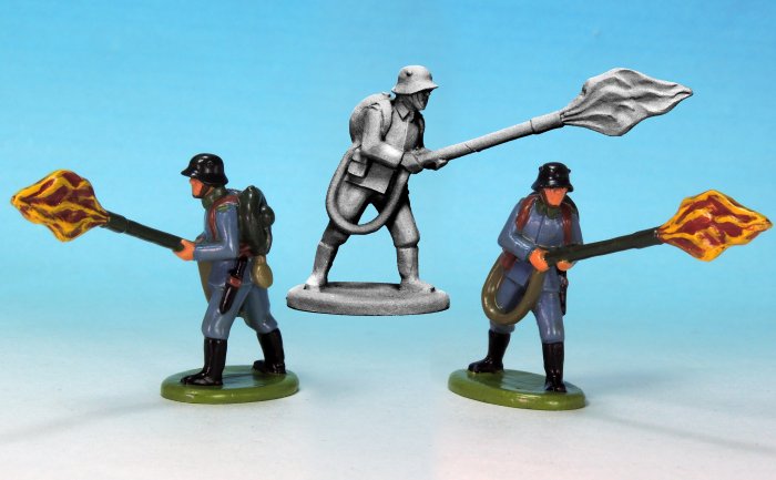 Berglander Infantrymen with Flamethrower