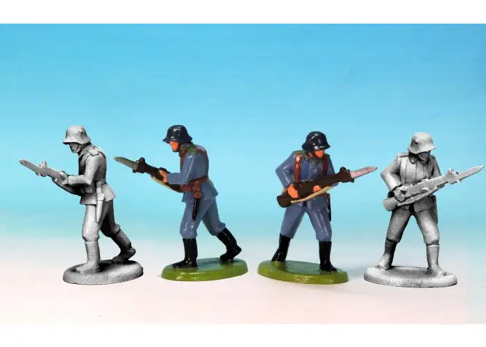 Berglander Infantrymen Advancing