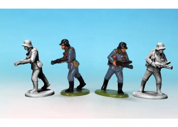Berglander Infantrymen with SMG